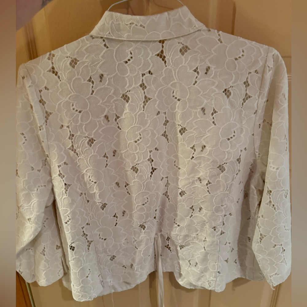 Cabi Ivory Floral Lace Portrait Jacket - Picture 4 of 8